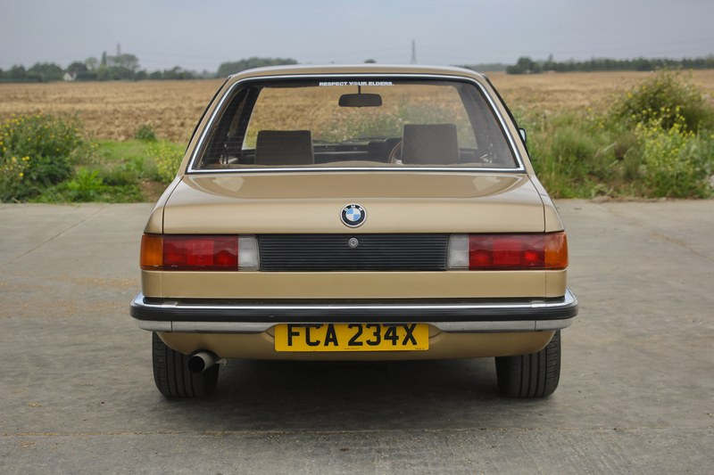 BMW E21 Rear View