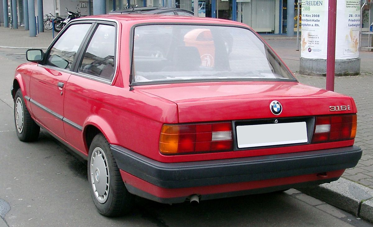 BMW E30 Rear View