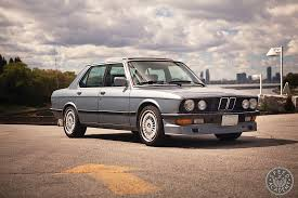 BMW E28 Front View