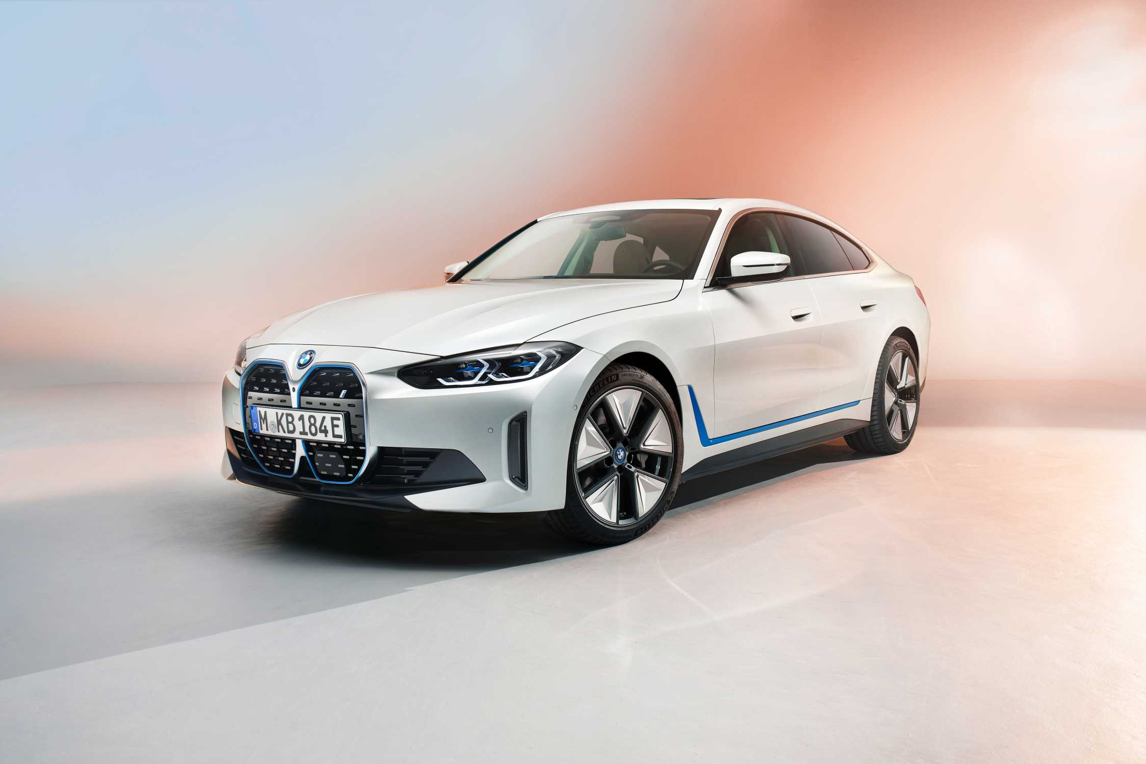 BMW I4