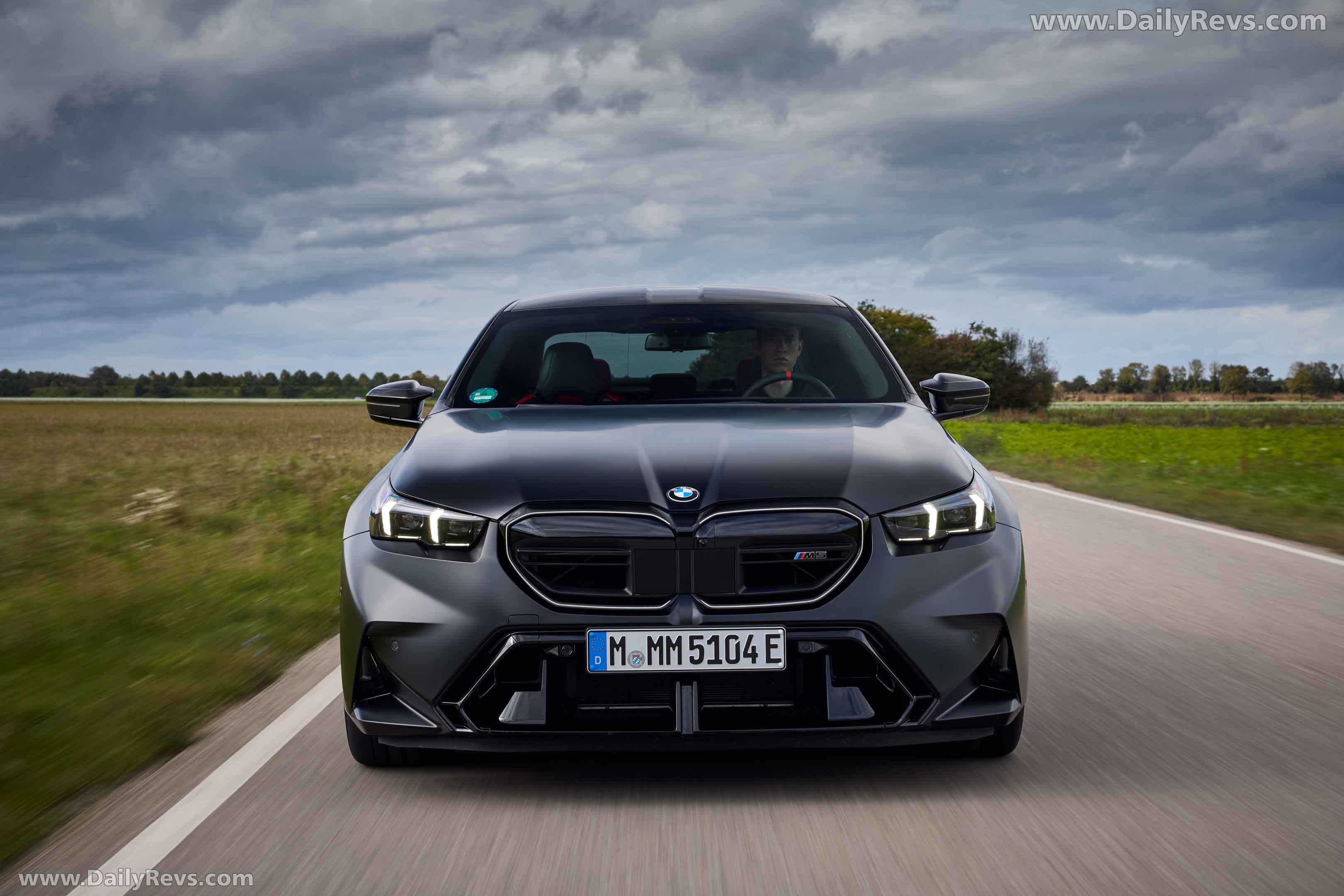 BMW M5 G90 Front View